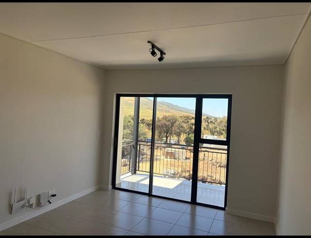 1 BEDROOM PROPERTY TO RENT IN RICHWOOD